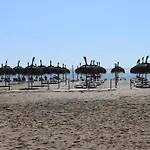 Ref 228 Apartamento De 1 Dormitorio Con Vistas Al Mar En Primera Linea De Playa En Los Boliches